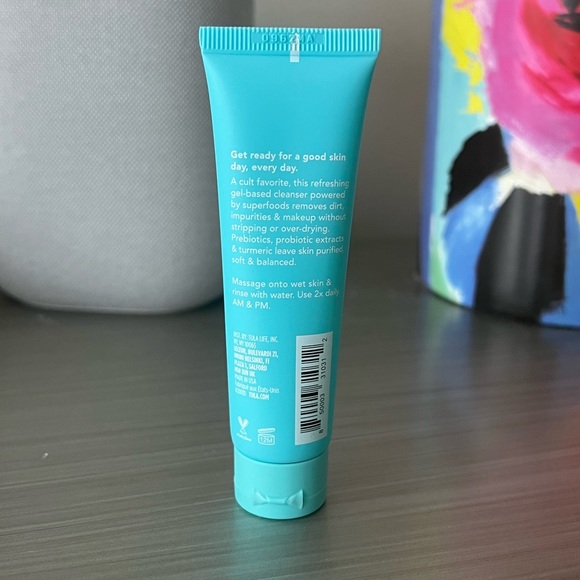 🔴 3/$18 5/$25 NEW TULA Skincare The Cult Classic Purifying Cleanser 1 Oz/30 mL - Picture 2 of 5